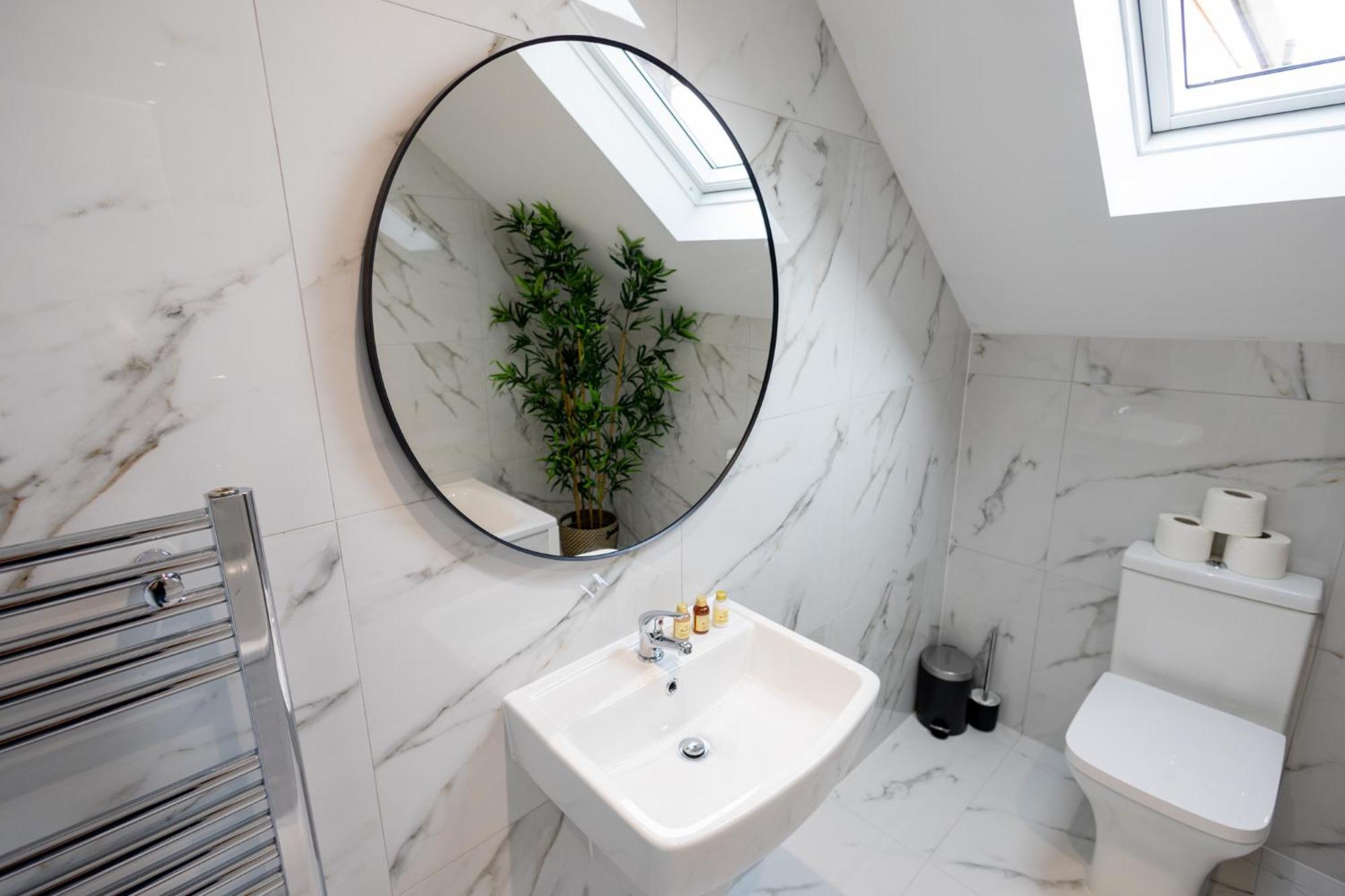 沃特福德Contemporary 3Br Flat In Watford公寓 外观 照片